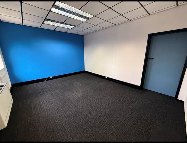 502M² OFFICE TO LET IN ROSEBANK